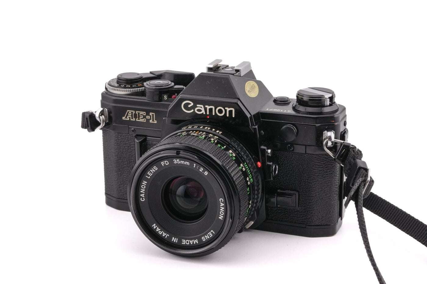 Canon AE-1 + 35mm f2.8 FDn  · main image