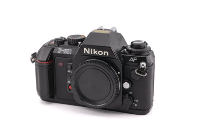 Nikon F-501 