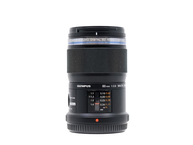 Olympus M.Zuiko Digital ED 60mm f/2.8 Macro - segunda mano - excelente estado - foto principal - SKU 3799836 - Camera Market