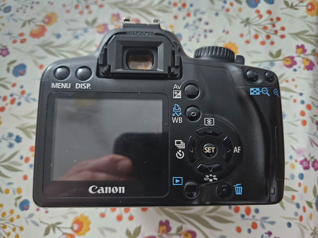 CanonEOS 1000Dd8fee0da-6e76-45ed-b96a-03ac4e509825