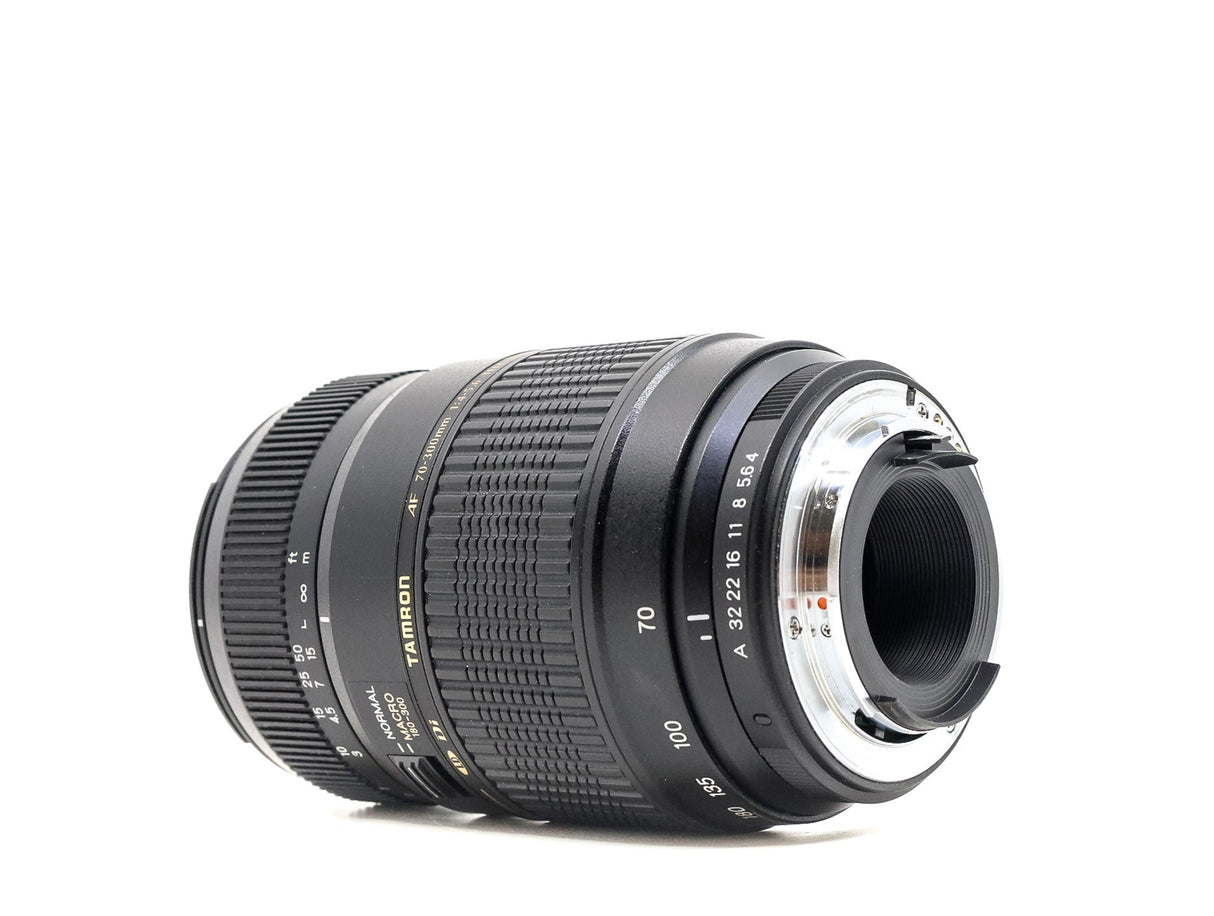 Tamron AF 70-300mm f/4-5.6 Di LD Macro - Pentax Fit - segunda mano - excelente estado - detalle 3 de 3 - SKU 3800075 - Camera