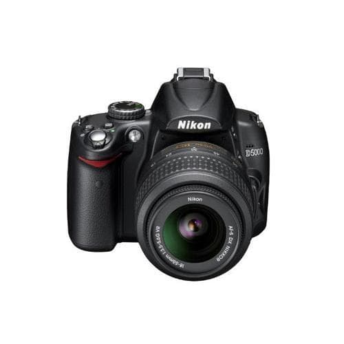 D5000 SLR - Black + Canon AF-S DX Nikkor 18-55mm f/3.5-5.6G VR II + AF-S DX Nikkor 55-200mm f/4-5.6G ED f/3.5-5.6 + f/4-5.6  · main image