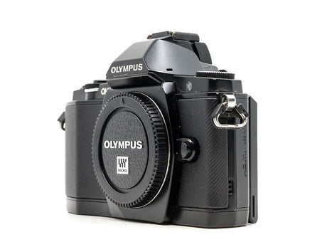 Olympus OM-D E-M5 