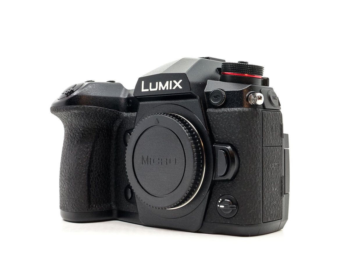 Panasonic Lumix DC-G9 · main image
