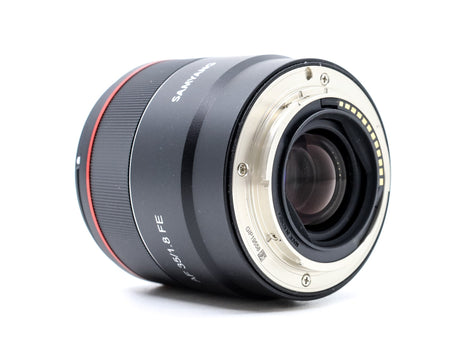 Samyang AF 35mm f/1.8 - Sony FE Fit - segunda mano - excelente estado - detalle 3 de 3 - SKU 3772254 - Camera Market