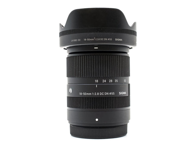 Sigma 18-50mm f/2.8 DC DN Contemporary - Fujifilm X Fit - segunda mano - excelente estado - foto principal - SKU 3742978 - Ca