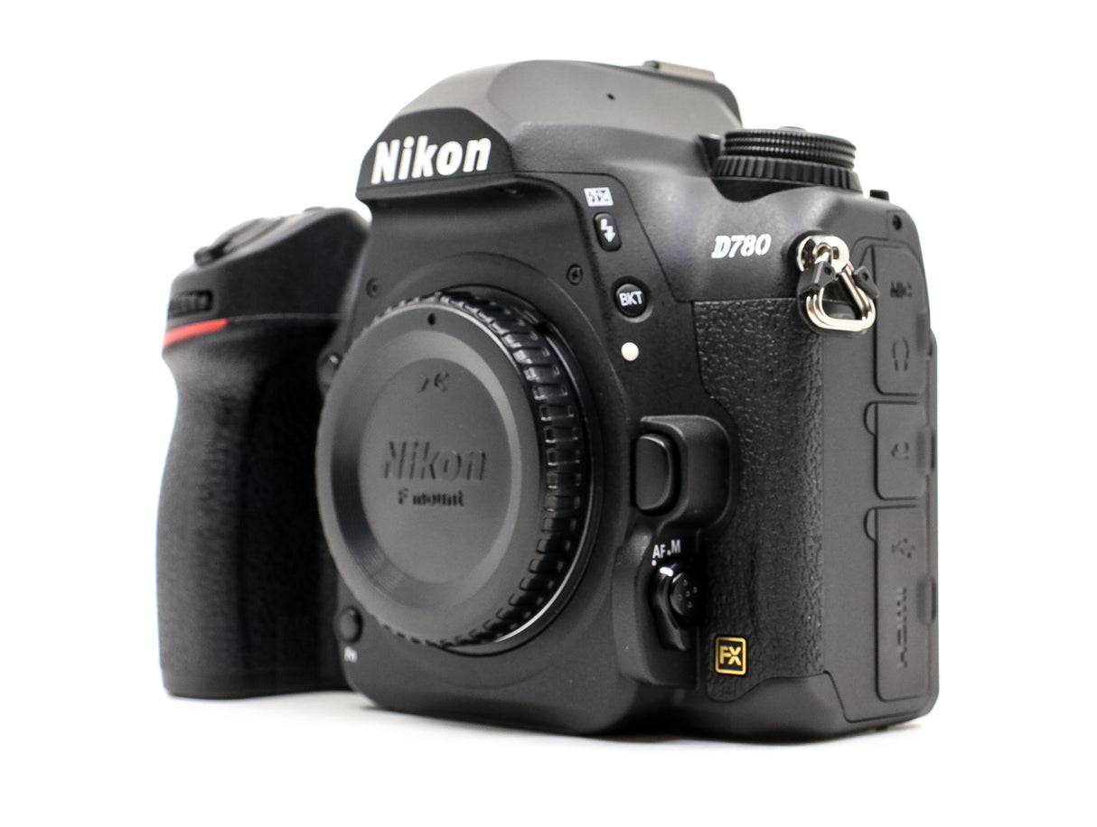 Nikon D780