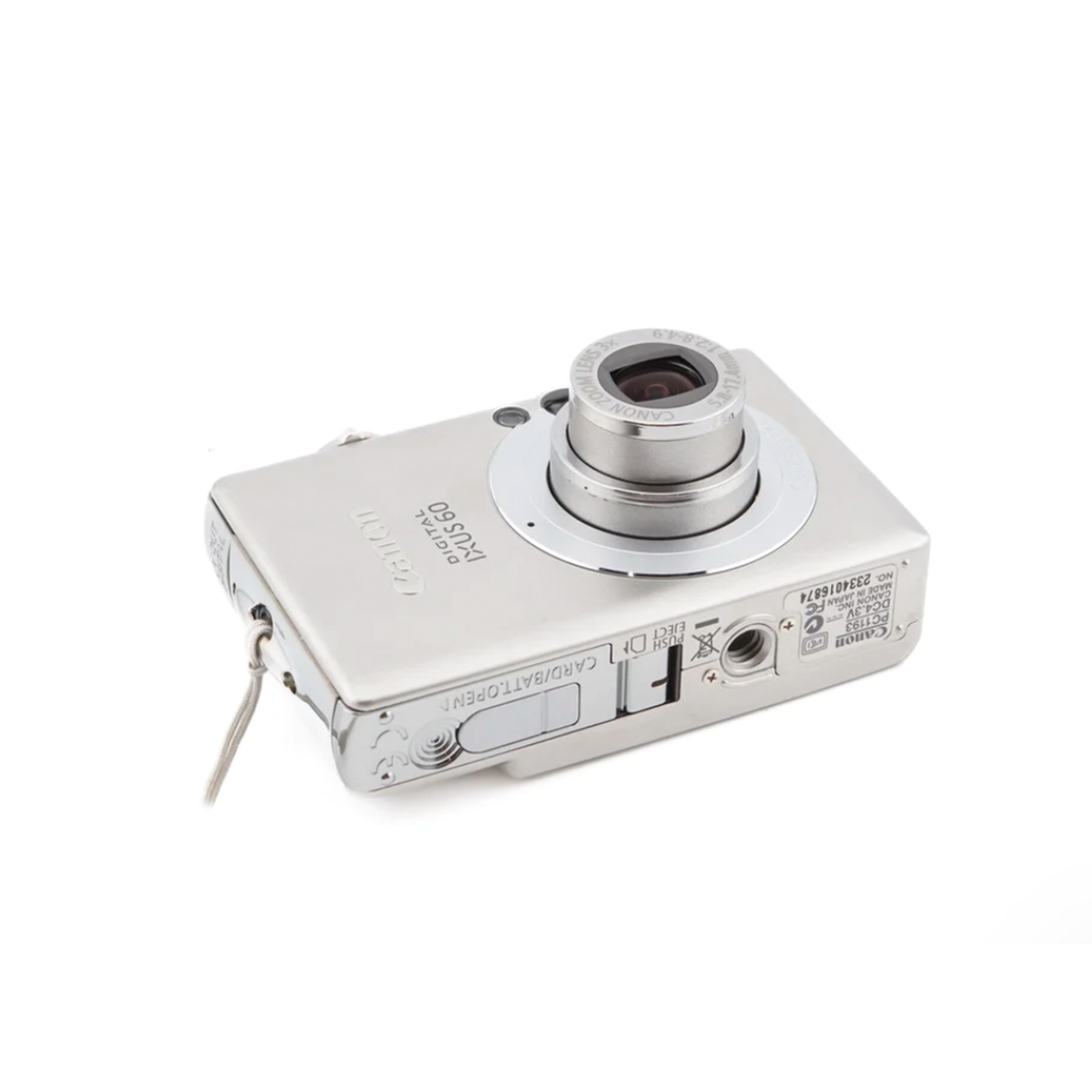Canon IXUS 50/60 - Vintage Digital Camera 