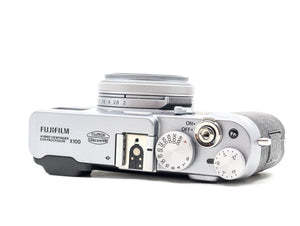 Fujifilm X100 - segunda mano - excelente estado - detalle 2 de 4 - SKU 3794769 - Camera Market