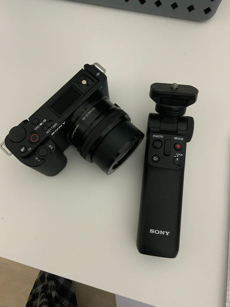 Sony ZVE-10