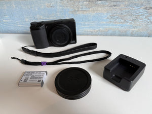 RicohGRIIIx2bf0223e-acdd-4ce9-985f-c6b58b0f799e