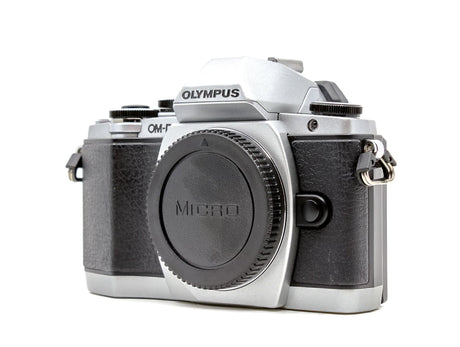 Olympus OM-D E-M10 - segunda mano - excelente estado - foto principal - SKU 3672368 - Camera Market