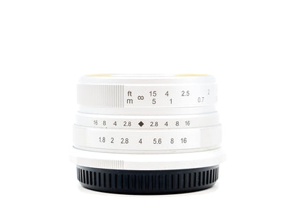 7Artisans 25mm f/1.8 – Micro Four Thirds Anschluss