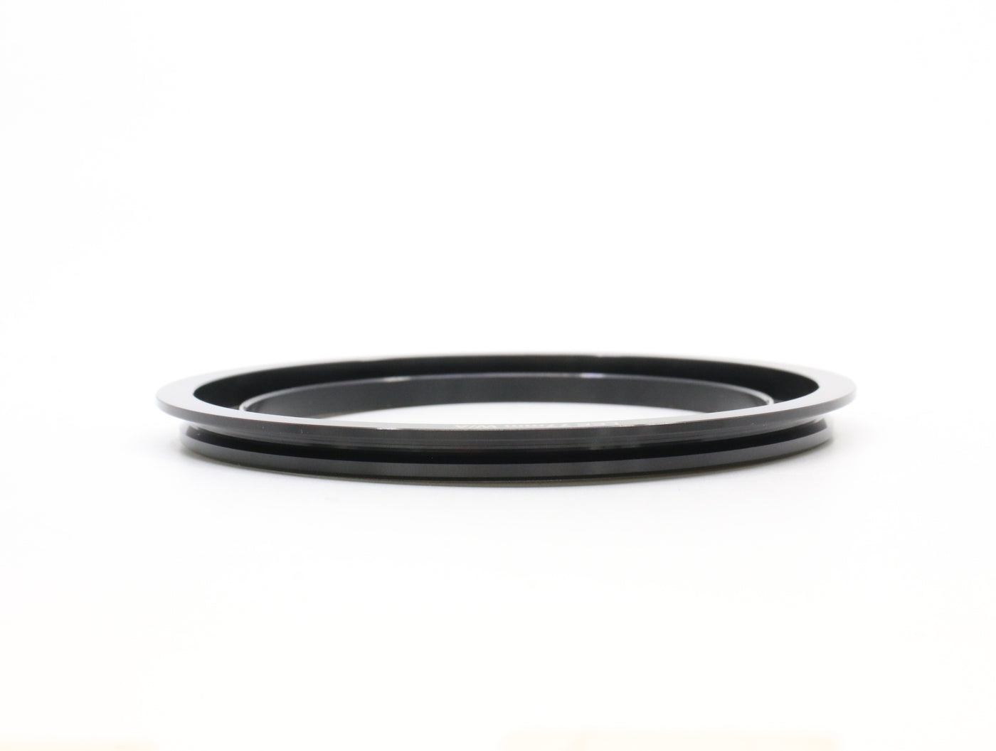 Here's the translation:

**LEE 77mm Weitwinkel-Adapterring** · main image