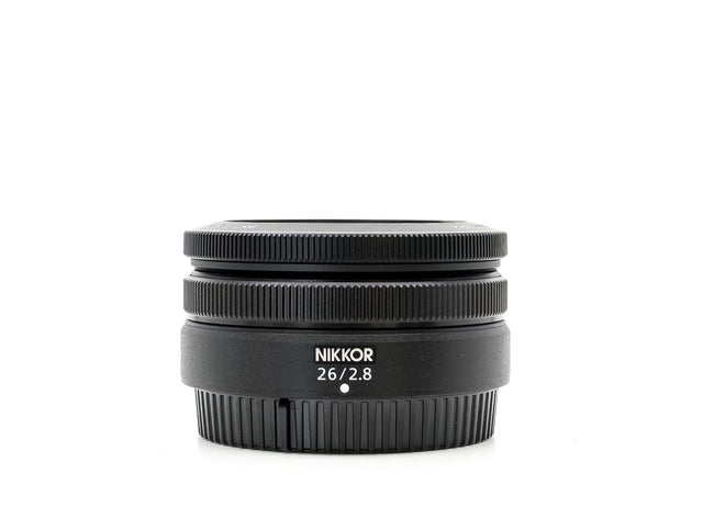 Nikon Nikkor Z 26mm f/2.8 - segunda mano - excelente estado - foto principal - SKU 3652369 - Camera Market