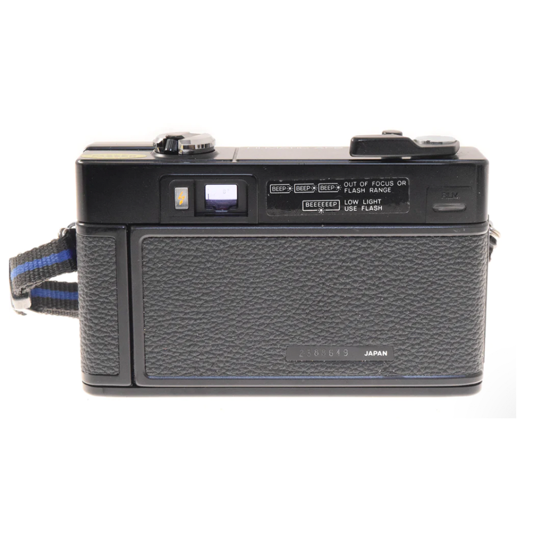 Minolta Hi-Matic AF 2 - 35mm Analog Camera 