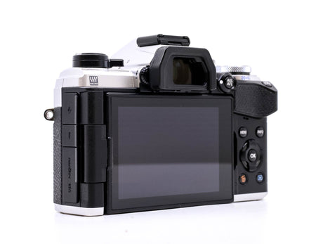 OM SYSTEM OM-5 - segunda mano - excelente estado - detalle 4 de 4 - SKU 3798218 - Camera Market