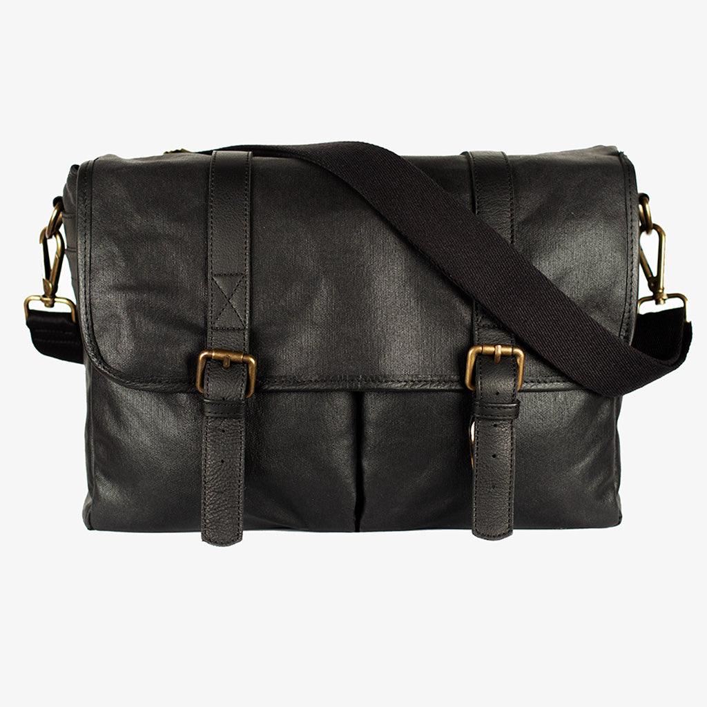 Here's the translation:

**Roma Black Waxed Canvas Kameratasche** · main image