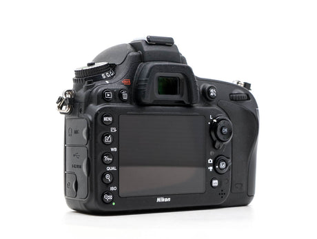 Nikon D610 - segunda mano - excelente estado - detalle 4 de 4 - SKU 3790365 - Camera Market