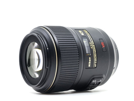 Nikon AF-S Micro Nikkor 105mm f/2.8G IF-ED VR - segunda mano - excelente estado - detalle 2 de 3 - SKU 3790422 - Camera Marke