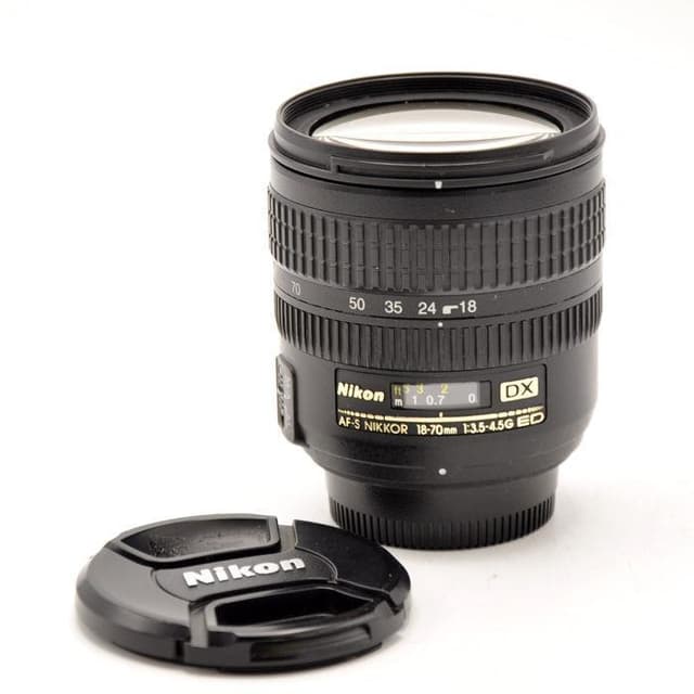 Nikon 18-70mm f/3.5-4.5 Objektive · Hauptbild