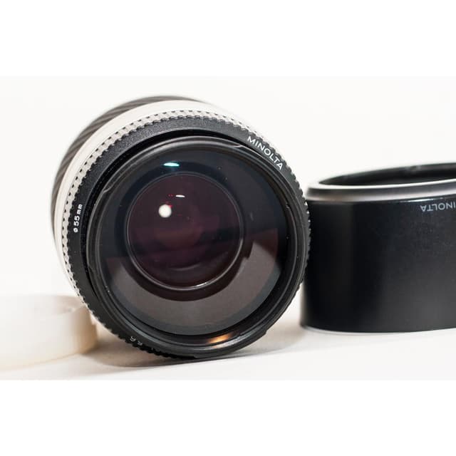 Minolta AF 75-300mm f/4.9 Objektive · Hauptbild