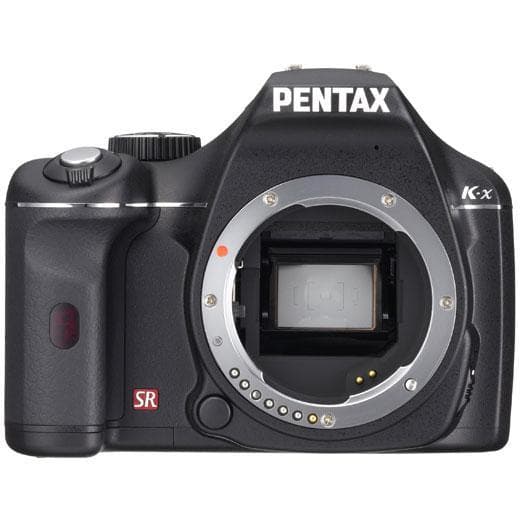 KX Reflex - Schwarz + Pentax SMC Pentax-DAL 18-55mm f/3.5-5.6 AL f/3.5-5.6 · Hauptbild