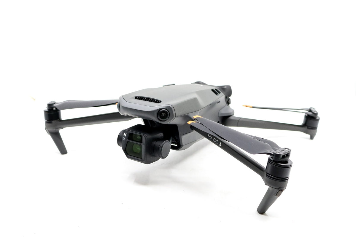 DJI Mavic 3 Fly More Combo · Hauptbild