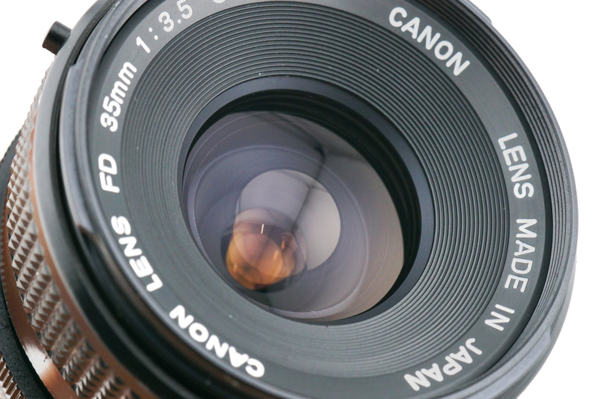 Canon T70 + 35mm f3.5 SC 