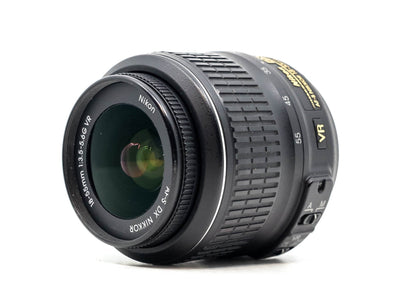 Nikon AF-S DX Nikkor 18-55mm f/3.5-5.6G VR
