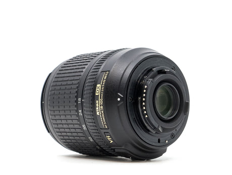 Nikon AF-S DX Nikkor 18-105mm f/3.5-5.6G ED VR - segunda mano - excelente estado - foto principal - SKU 3704711 - Camera Mark