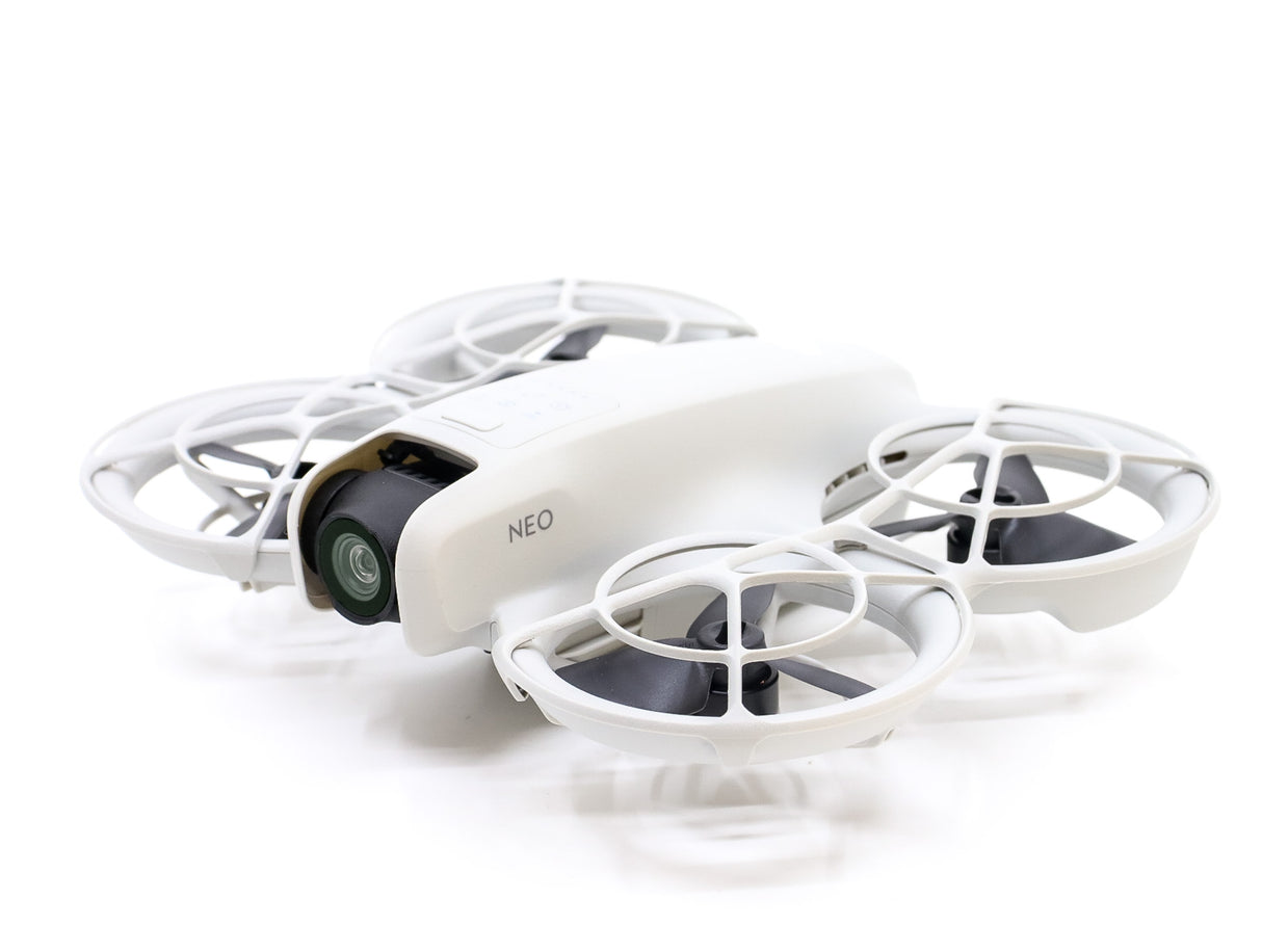 DJI Neo - segunda mano - excelente estado - detalle 4 de 5 - SKU 3658012 - Camera Market