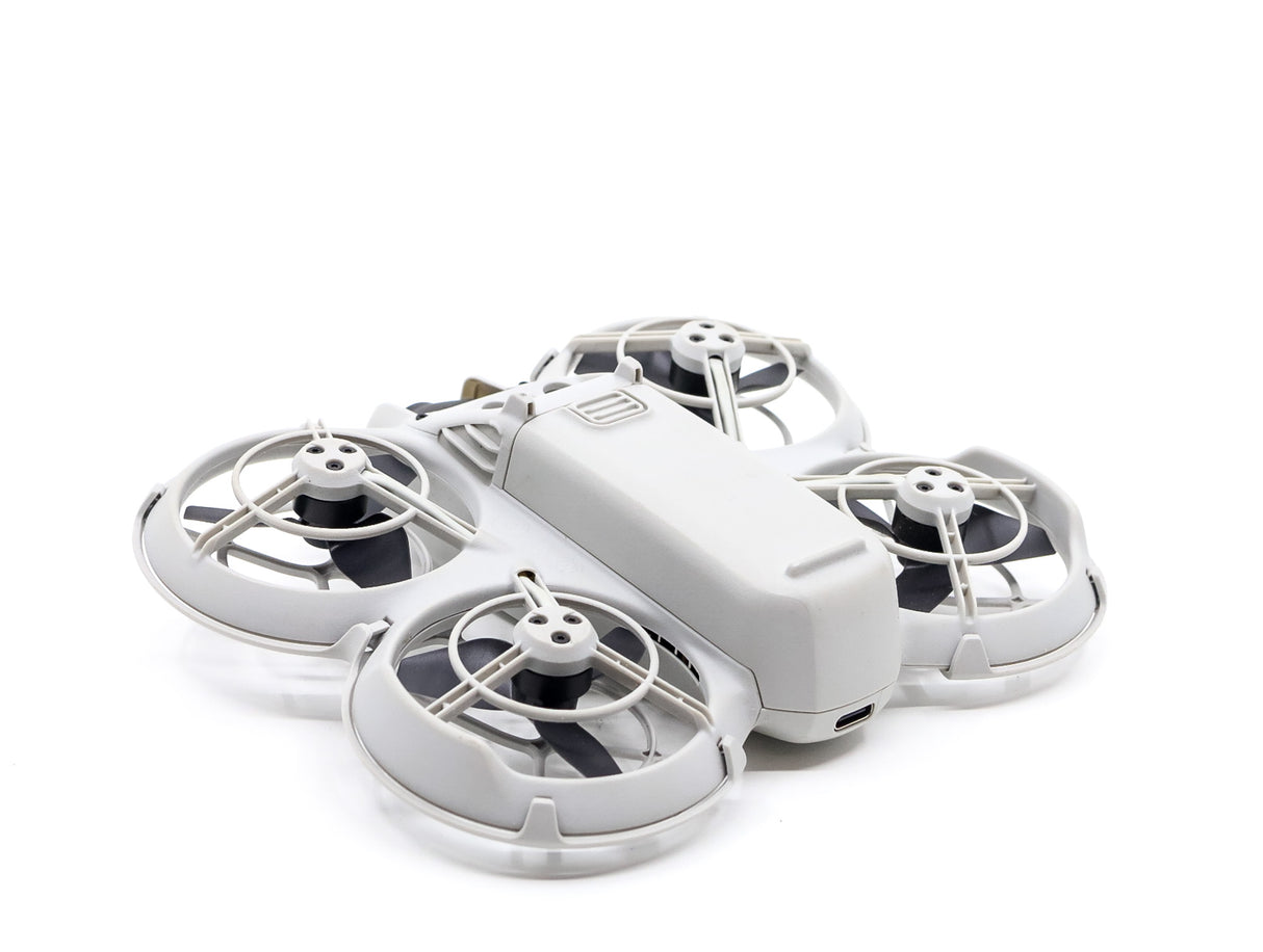 DJI Neo - segunda mano - excelente estado - detalle 5 de 5 - SKU 3658012 - Camera Market