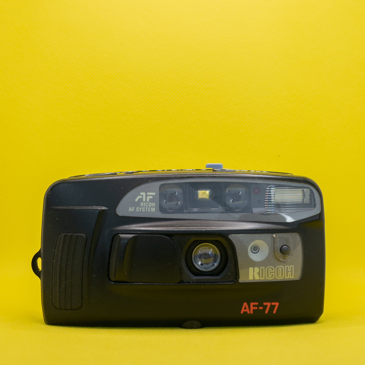 Ricoh AF77 – 35mm Premium Kompaktfilmkamera · main image