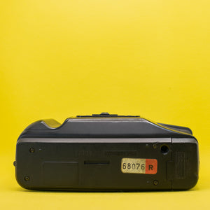 Yashica DF-10S - 35mm Compact Analog Camera 