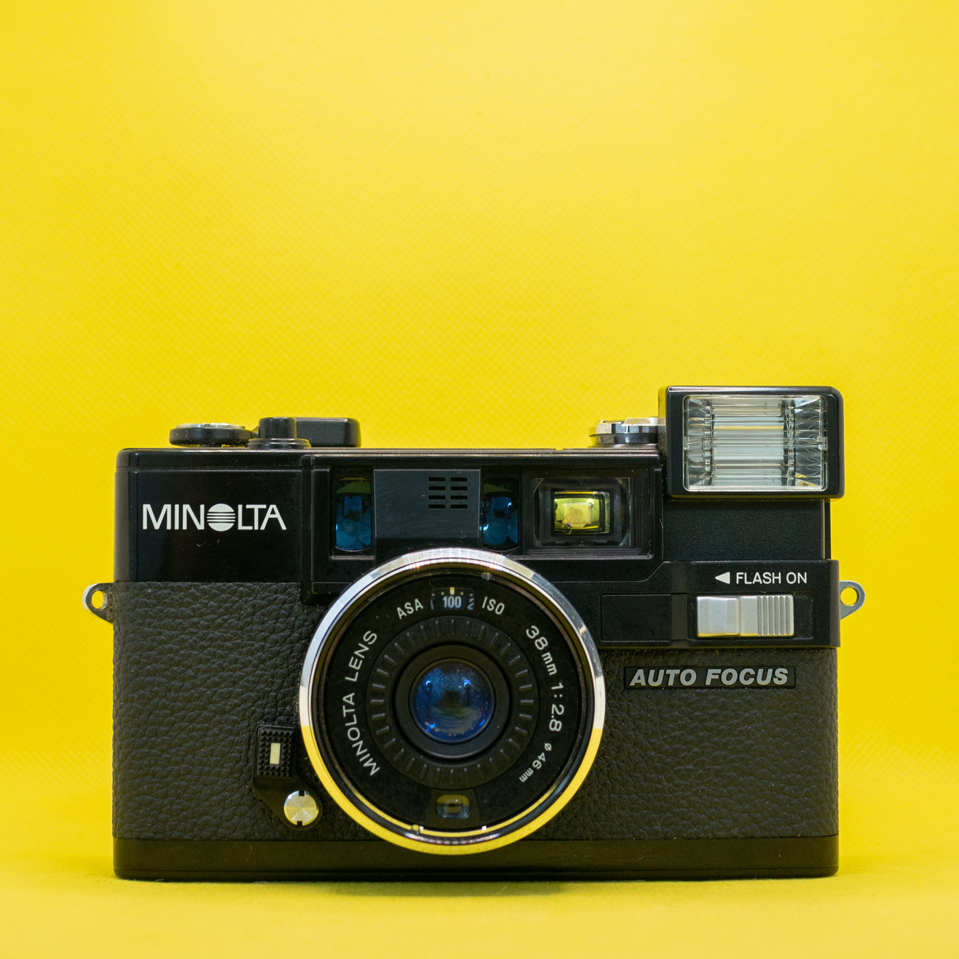 Minolta Hi-Matic AF-2 35mm Messsucher-Filmkamera · Hauptbild
