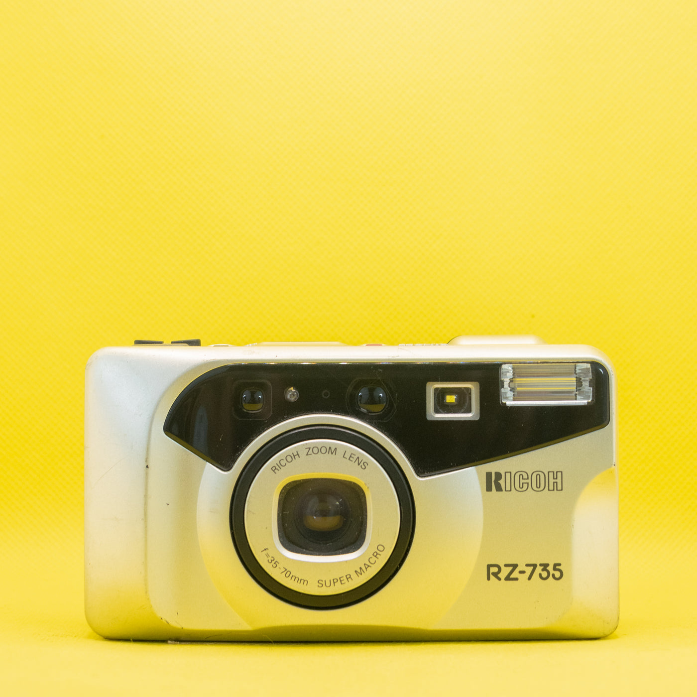 Ricoh RZ-735 - 35mm Kompaktfilmkamera · Hauptbild