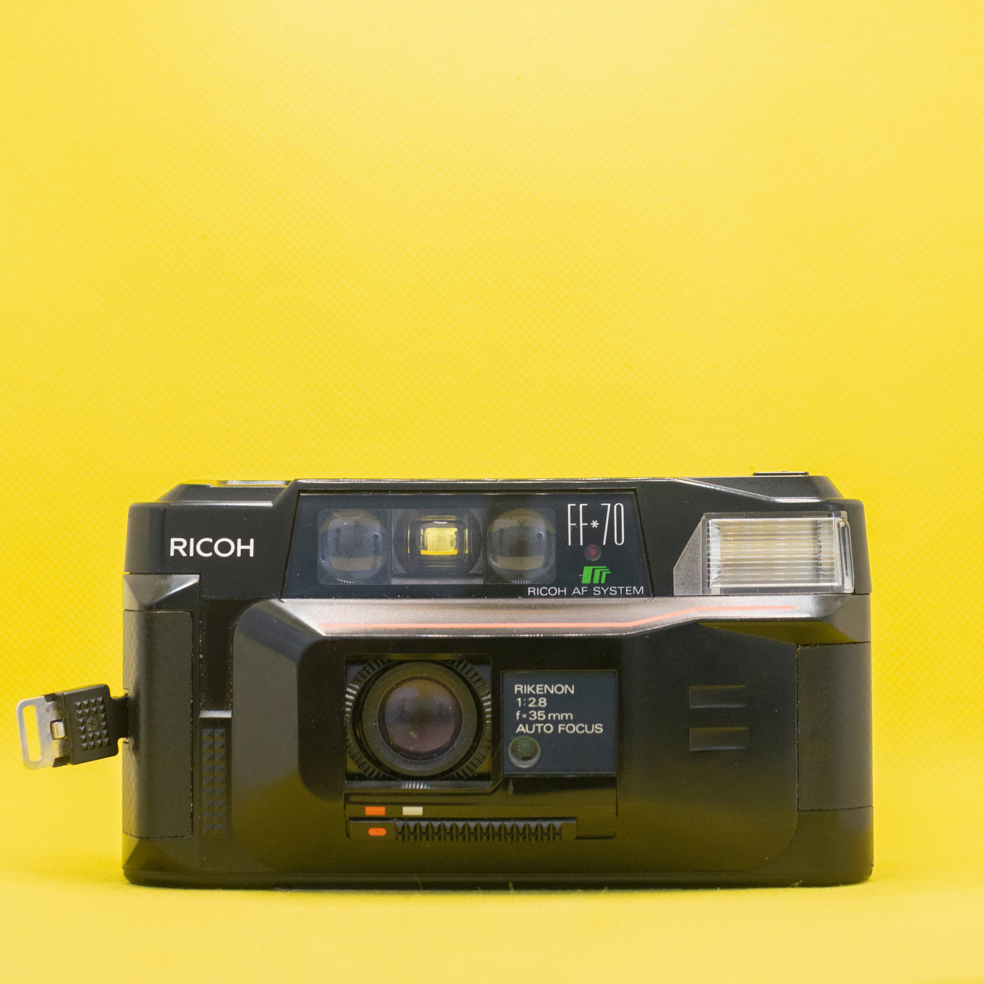 Ricoh FF70 F2.8 – 35mm Filmkamera · main image